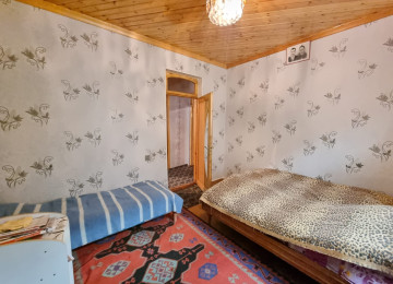 Ramana gülçülük marşruta 100 metr mesafede 3 sotda 140