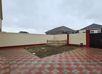 Bakı şəhər Mehdiabad qəsəbəsində yeni təmirdən çıxmış həyət