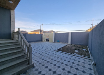 Zabrat1 qəsəbəsində, Araz market yaxınlığında, 118B N-li