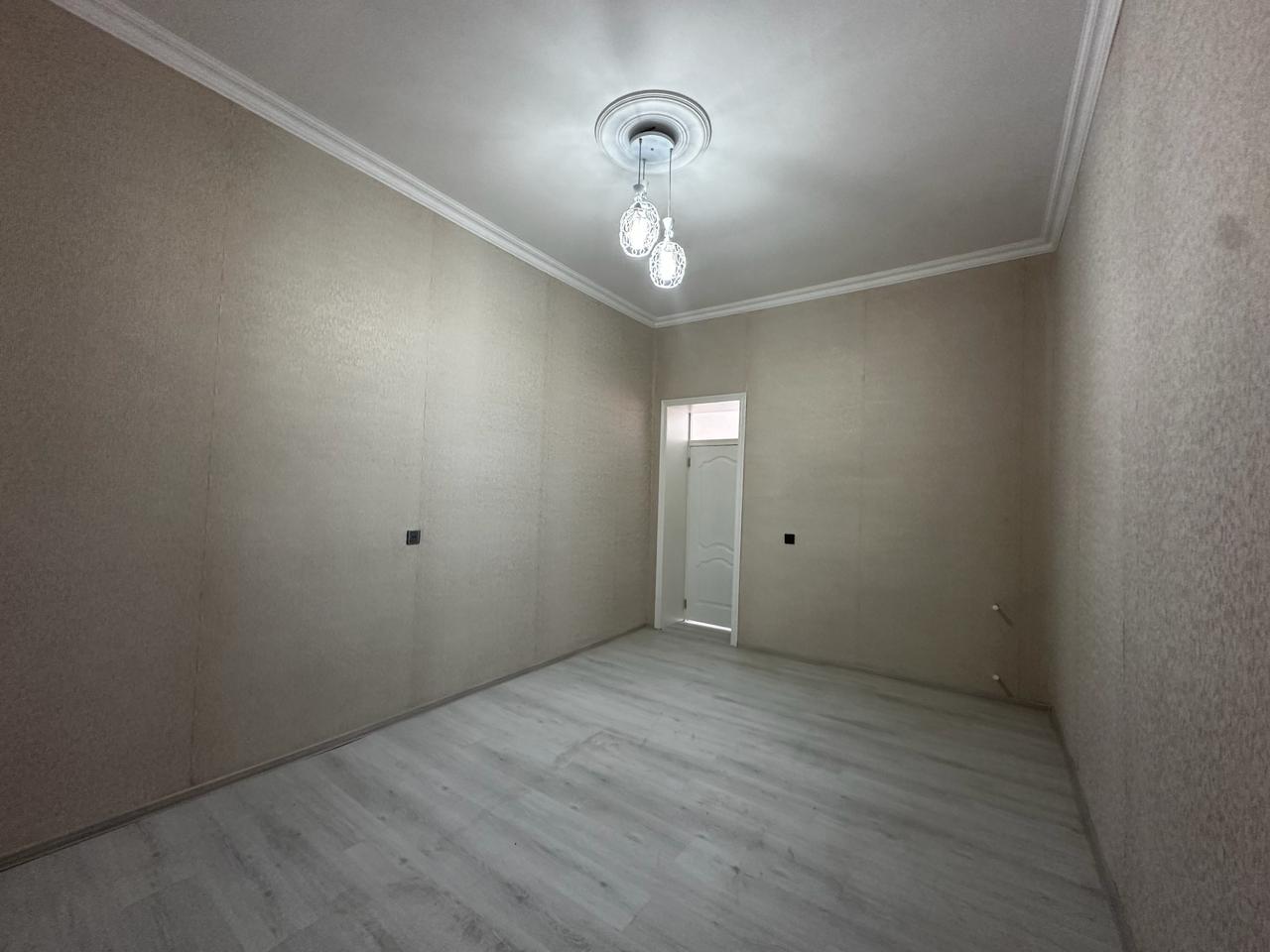 Zabrat qesebesi esas yola yaxin Zabratin gireceyinde 1,5