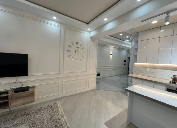 Xətai m/stansiyasi 5 dəq məsafədə muasir təmirli mənzil