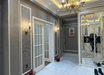 Tibb Universitetinin yanında 3 otaqlı 106 kv yüksək təmirli