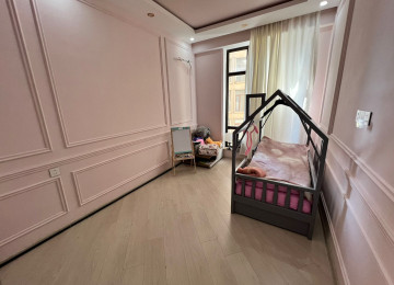 Xətai m/stansiyasi 5 dəq məsafədə muasir təmirli mənzil