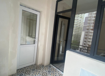 Bina cox gözəl yerdə yerləşir. EGE gospital, Asan xidmət,