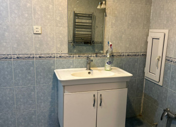 Yasamal r. Vital klinika yaxinliqi Yeni tikili binada Ev