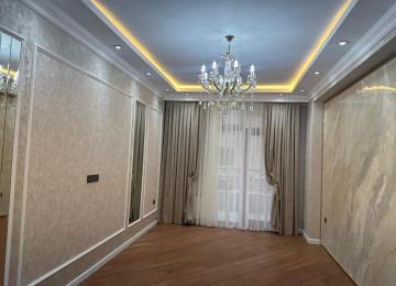 Tibb Universitetinin yanında 3 otaqlı 106 kv yüksək təmirli