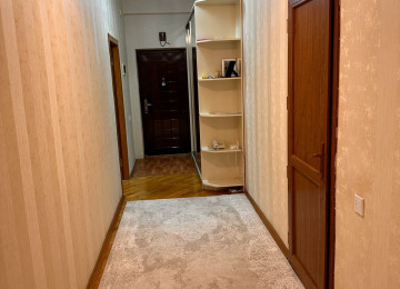 Yasamal r. Vital klinika yaxinliqi Yeni tikili binada Ev