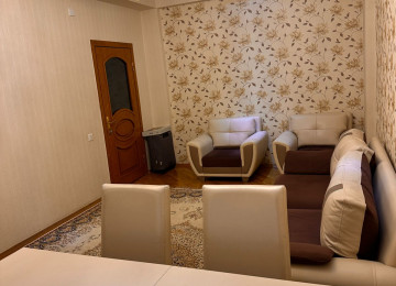 Yasamal r. Vital klinika yaxinliqi Yeni tikili binada Ev