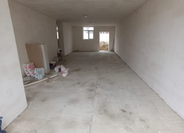 dsk yolunda elmas market Davud marketin arxasinda. 100-150