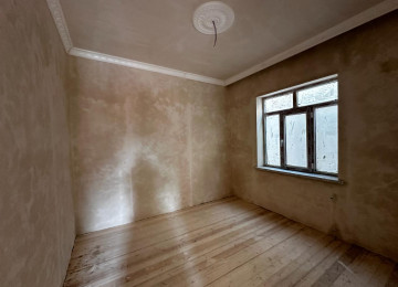 Zabratdan Məhəmmədliye geden yolda esas şəhər yolundan 150