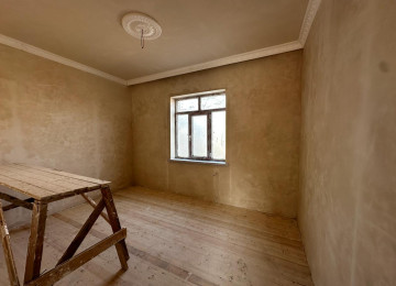 Zabratdan Məhəmmədliye geden yolda esas şəhər yolundan 150