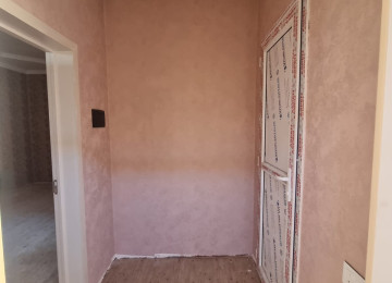 Zabrat 1qesebesinde Araz markete yaxin,meketebe,marşuruta