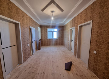 Zabrat 1qesebesinde Araz markete yaxin,meketebe,marşuruta