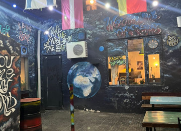 İçəri şəhər m. 90kv pub club biznes olaraq satılır