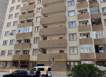 Xlrdalan Kirsdal Abseronda 1 de 1 otaq menzil satllr 41 kv