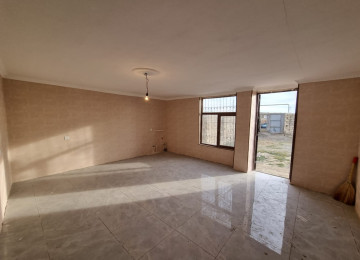 Ramani qes.marsrutdan 500 metr arali 2 sotda 3 otaqli ev