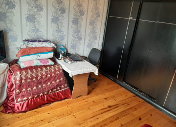 İPOTEKAYA YARARLİ EV SATİLİR! Zabrat qes.Araz markete 200