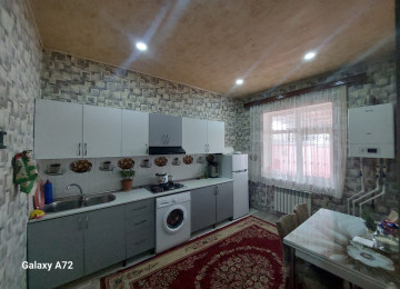 Hovsan Qusculuq Yolnun Usdunde Adem Marketin Arxasinda 212