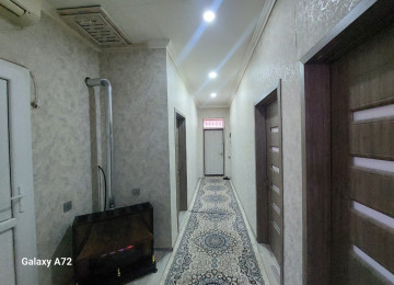 Hovsan Qusculuq Yolnun Usdunde Adem Marketin Arxasinda 212