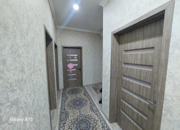 Hovsan Qusculuq Yolnun Usdunde Adem Marketin Arxasinda 212