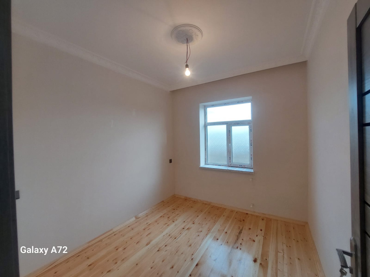 Binə həyət evi Xezer Rayonu Bine Qesebesi Ulvu Ticaret Merkezni 218
