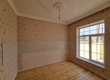 Savalan qesebesinde esas şəhər yoluna lap az