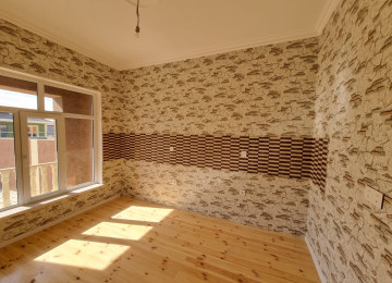 Savalan qesebesinde merkez yerde mekteb,marşurut yolunda