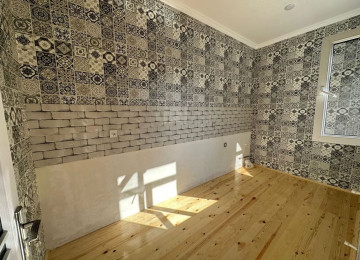 Bakı şəhər Binə Atçılıqda tam təmirli 2 otaqlı həyət evi