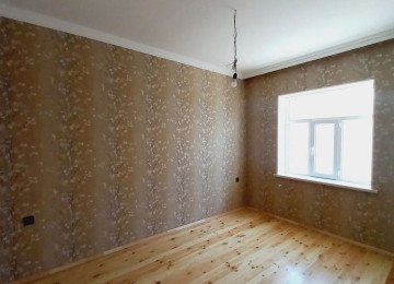 Abşeron r. Ceyranbatan qəsəbəsində, 2N-li məktəbin yanında