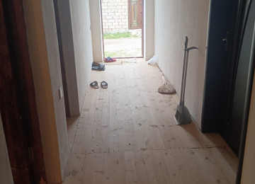 Ramani Gulciluk marsritdan 800 metr arali 4 otaqli KURSULU