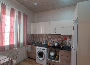 Hovsan Qesebesnde Qardaslar Marketnin 5 Deyqeliy