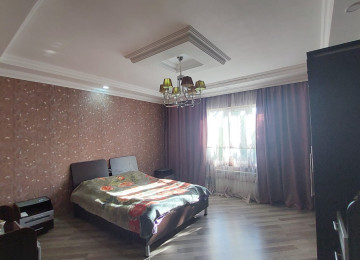 Hovsanda Levenginin Asvalt Yolun Usdunde Marsurutlarin