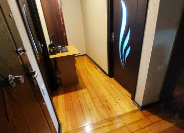 Qara Qarayev metrosu . Ruslan marketin yanı . 2 otaqlı