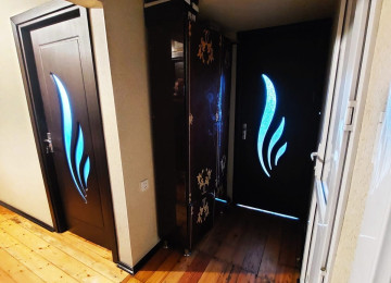 Qara Qarayev metrosu . Ruslan marketin yanı . 2 otaqlı