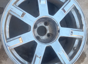 4 disk ustunde 2 teker verilir.islenmis. veziyyeti yaxsidi.