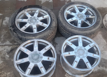 4 disk ustunde 2 teker verilir.islenmis. veziyyeti yaxsidi.