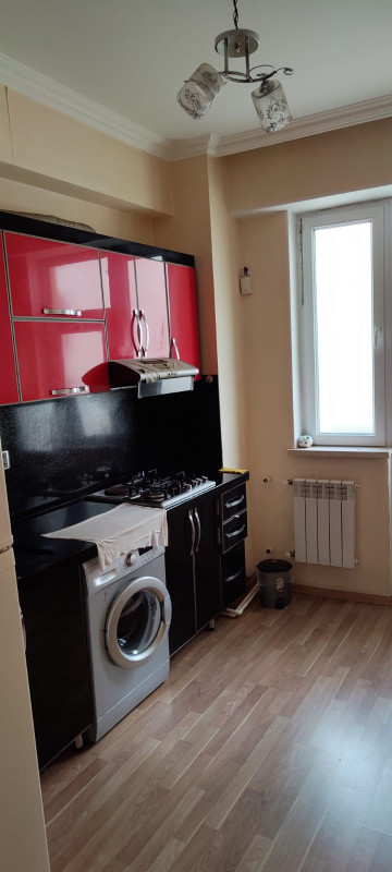1 otaq menzil kiraye verlir Abşeron rayonu, Xırdalan şəhəri, 9 mərtəbəli binanın 7-ci