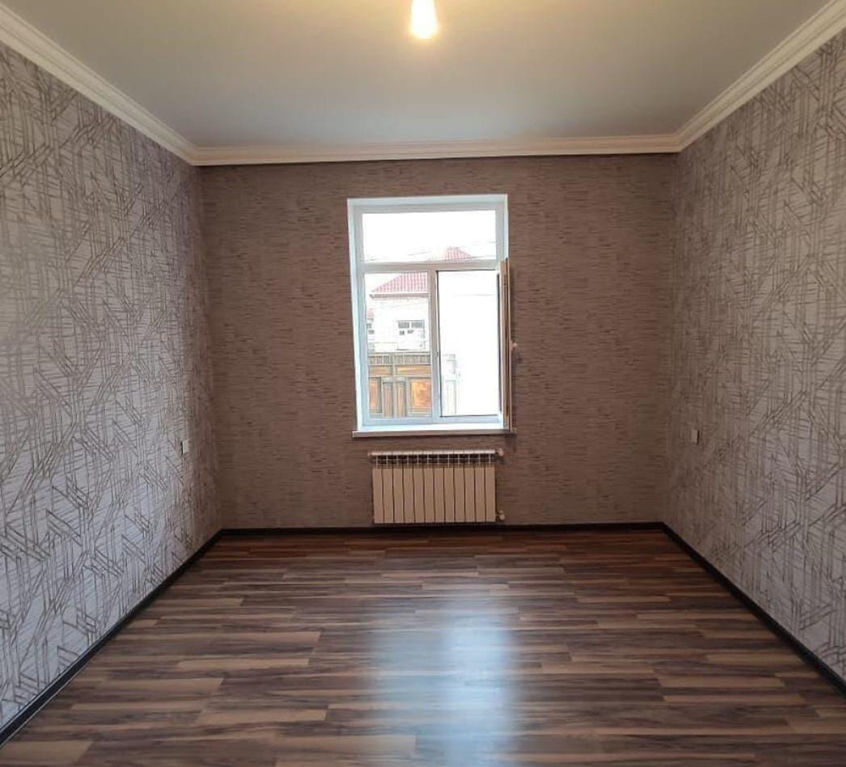 Bine atciliq Xezer rayon Bine atciliqda Zirve marketin yaninda yolun