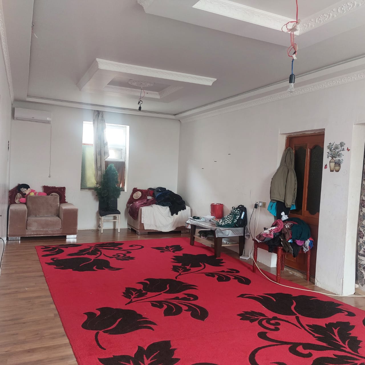 Zabrat qesebesi ƏLİ marketin yani 3 sotda 120kvm.3 böyuk