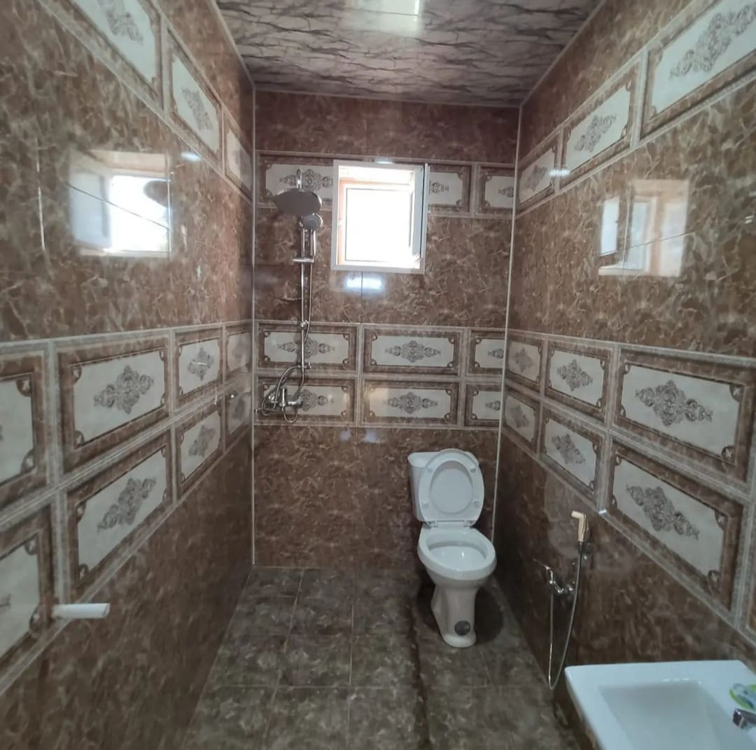 Abşeron ceyranbatanda TECİLİ iki mertebe altı grajlı olan