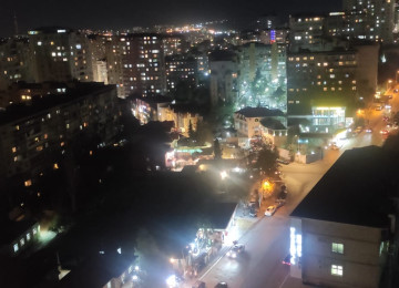 Yeni Yasamalda , Yasamal hospitalın düz yanında 17