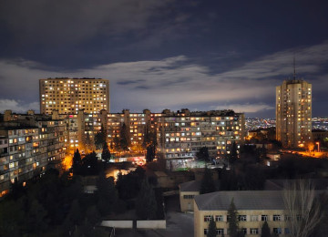 Binəqədi rayonu 9 mkr Mircelal kucəsi 2 otaqlı mənzil