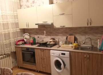 Satilir etrafli melumat almaq ucun elaqe saxlayin 28 may