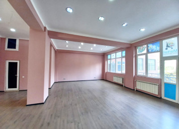 H.Eliyev kucesi, Kimya seherciyinde (Ximqorodok) yerlesen