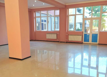 H.Eliyev kucesi, Kimya seherciyinde (Ximqorodok) yerlesen