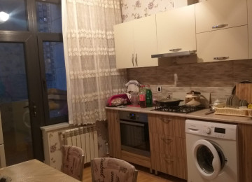 Satilir etrafli melumat almaq ucun elaqe saxlayin 28 may