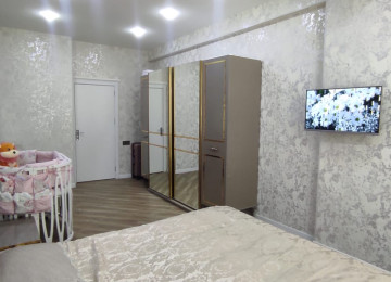 Yeni Yasamalda , Yasamal hospitalın düz yanında 17