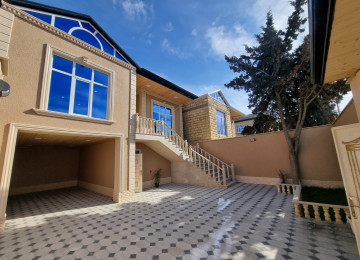 Zabrat qesebesinde əsas yoldan lap az mesafede,71 saylı