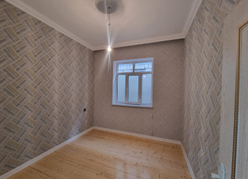 Zabrat qesebesinde əsas yoldan lap az mesafede,71 saylı