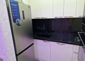 Xətai rayonu. Nargilə kafesi tərəfdə 21/15 3otaq 76kv